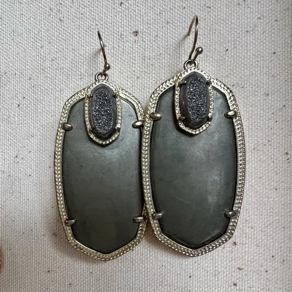 Kendra scott darcy sale earrings